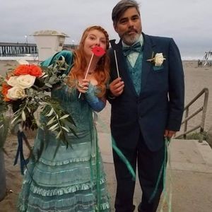 Meet your Posher, April